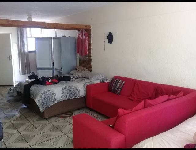 1.5 BEDROOM FLAT FOR SALE IN ARCADIA